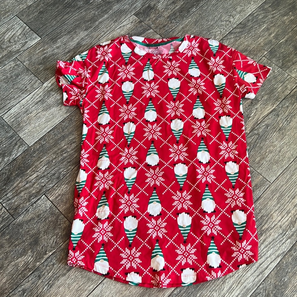 Secret treasures Christmas nightgown